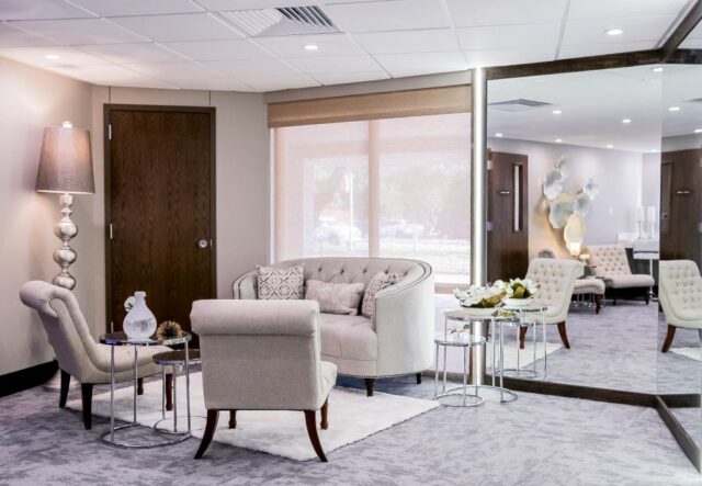 UMC Preston Hollow - Brides Room